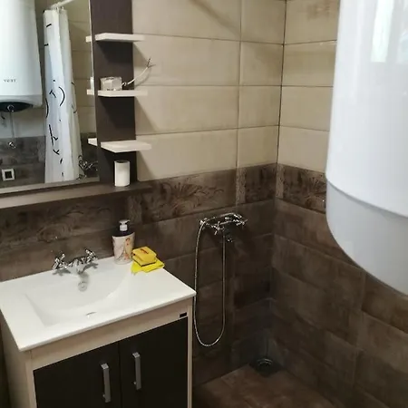 Brvnare Libero Tara Nyaraló